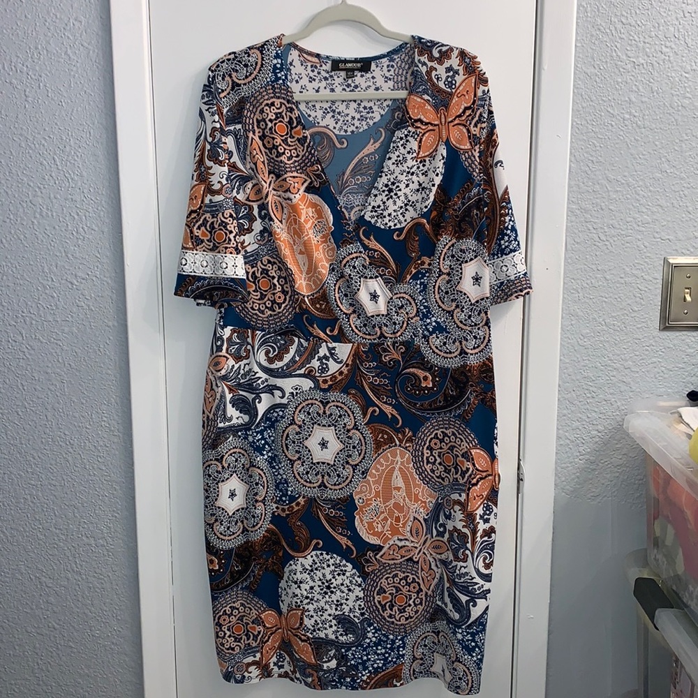 Glamour | V-Neck Dress